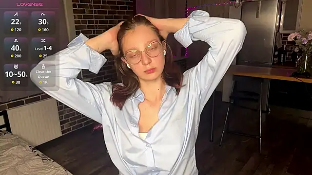 Snapshot of ChrisAmott chatting on March 17, 4:21 pm ChrisAmott online show from March 17, 4:21 pm