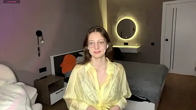 Snapshot of ChrisAmott chatting on March 31, 4:18 pm ChrisAmott online show from March 31, 4:18 pm