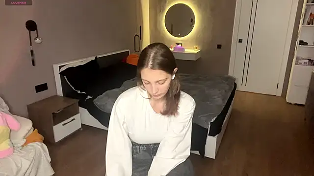 Snapshot of ChrisAmott chatting on April 2, 4:15 pm ChrisAmott online show from April 2, 4:15 pm