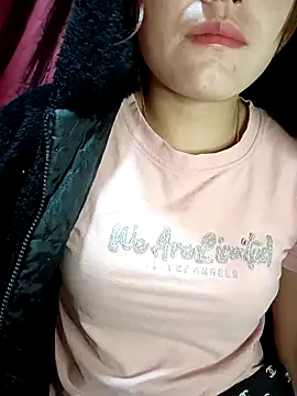 Snapshot of natra0033 chatting on February 1, 12:48 pm natra0033 online show from February 1, 12:48 pm