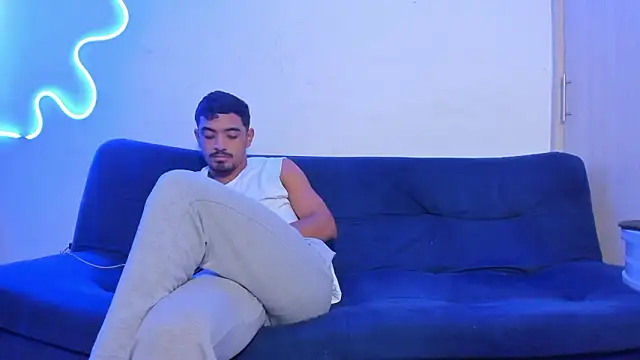 valeria huston online show from February 2, 7:12 pm