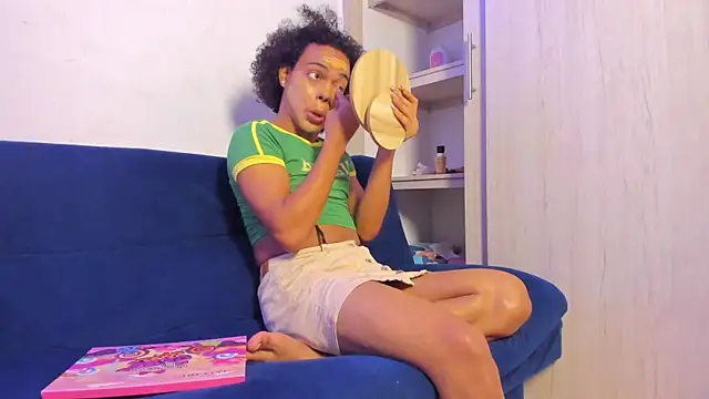 valeria huston online show from February 6, 6:33 pm