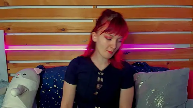 Alicia Wiliss online show from January 15, 7:02 am