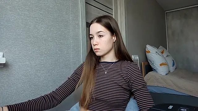 SherrylMaler online show from January 14, 4:18 am