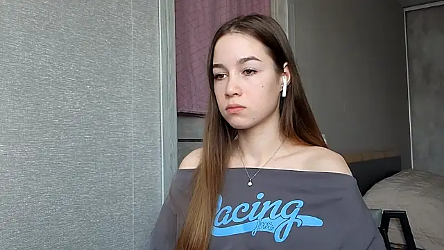 SherrylMaler online show from February 9, 4:49 am