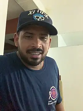 Snapshot of Sougenteboa1 chatting on January 18, 7:45 am Sougenteboa1 online show from January 18, 7:45 am