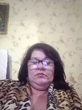 Snapshot of NysiOlsen chatting on March 9, 5:28 pm NysiOlsen online show from March 9, 5:28 pm