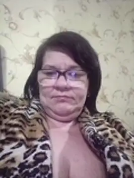 Snapshot of NysiOlsen chatting on March 10, 6:35 pm NysiOlsen online show from March 10, 6:35 pm