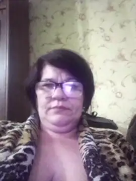 Snapshot of NysiOlsen chatting on April 16, 6:41 pm NysiOlsen online show from April 16, 6:41 pm