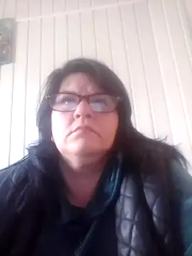 Snapshot of NysiOlsen chatting on April 30, 11:27 am NysiOlsen online show from April 30, 11:27 am