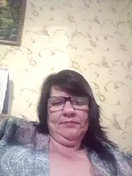 Snapshot of NysiOlsen chatting on May 7, 8:25 pm NysiOlsen online show from May 7, 8:25 pm