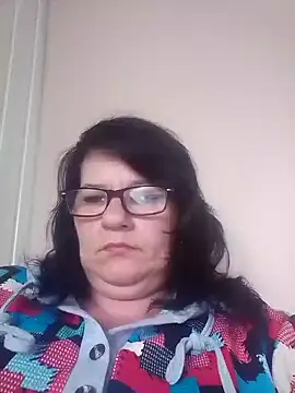 Snapshot of NysiOlsen chatting on May 13, 11:18 am NysiOlsen online show from May 13, 11:18 am