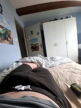 n-alan88 online show from April 5, 1:52 pm