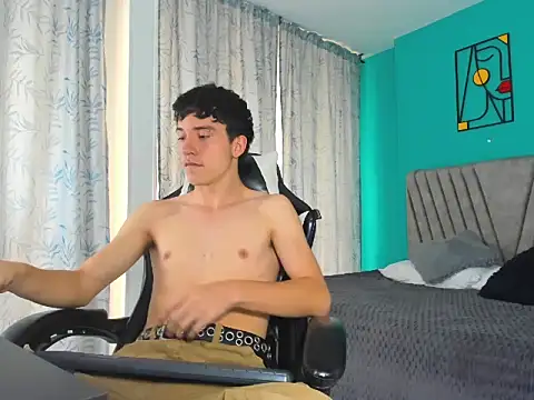 SamBoycash  online show from February 1, 5:33 pm