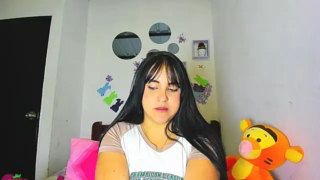 Penelopeflame18 online show from May 9, 2:06 am