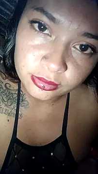 Snapshot of ebonysummer_ chatting on February 23, 6:33 am ebonysummer online show from February 23, 6:33 am