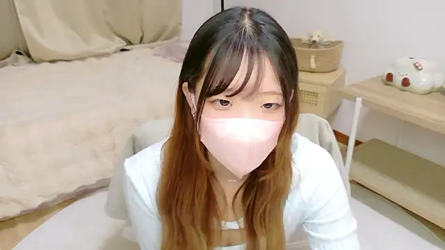 NOA cha online show from April 10, 5:06 pm