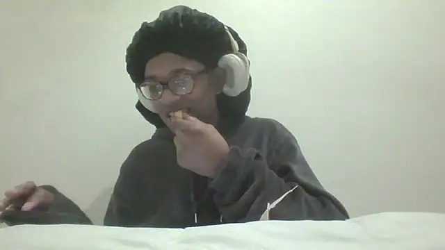 Snapshot of xxxdanidoomsdayxxx chatting on February 10, 12:26 am xxxdanidoomsdayxxx online show from February 10, 12:26 am