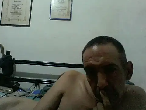 guevo14cm3 online show from February 16, 2:40 am