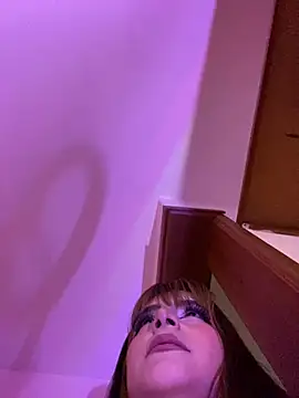 ivy-777 online show from April 3, 1:03 am