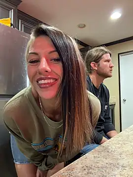 tastemecaroline online show from May 1, 1:21 am