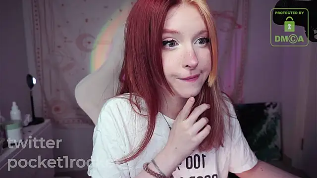 Snapshot of _PocketRocket_ chatting on February 8, 1:43 am PocketRocket online show from February 8, 1:43 am