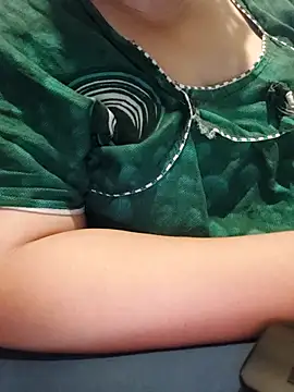 TamilDreamgirl08 online show from March 28, 12:43 am