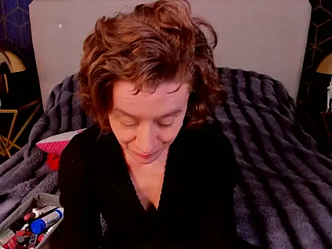 Snapshot of GingerWixxx chatting on January 16, 4:27 am GingerWixxx online show from January 16, 4:27 am