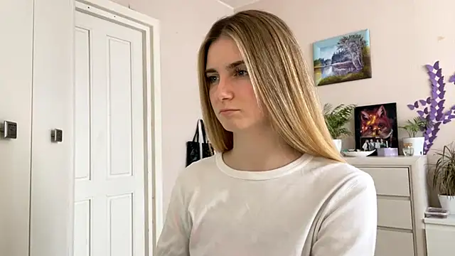 SharellHabersham online show from February 8, 1:14 pm