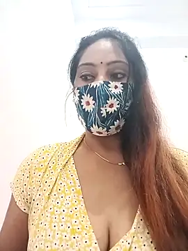 Snapshot of Your-Sasha7 chatting on April 11, 5:34 am Your-Sasha7 online show from April 11, 5:34 am
