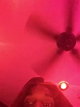 Snapshot of dianagonewild chatting on March 27, 8:26 am dianagonewild online show from March 27, 8:26 am