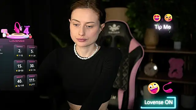 baby luna xo online show from February 9, 9:57 am