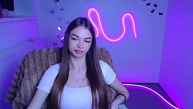 Lina Loveuu online show from May 17, 11:50 am