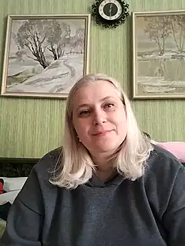 NyushaLollipop online show from February 28, 10:27 am