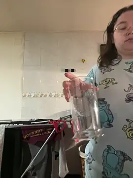 Snapshot of _maracr19_ chatting on February 7, 4:11 pm maracr19 online show from February 7, 4:11 pm