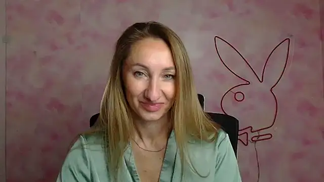 Diana Sweeet  online show from May 16, 5:59 am