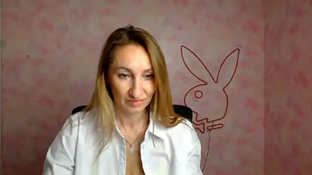 Diana Sweeet  online show from May 19, 5:36 am