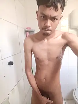 Snapshot of sjiwheh chatting on February 6, 1:36 pm sjiwheh online show from February 6, 1:36 pm