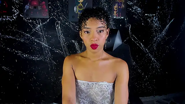 Snapshot of VictoriaRousse_ chatting on March 6, 3:58 am VictoriaRousse online show from March 6, 3:58 am