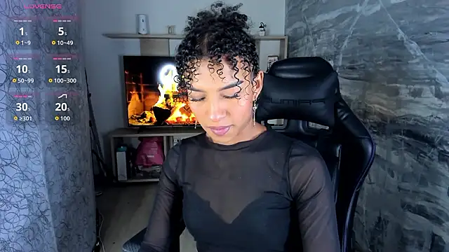 Snapshot of VictoriaRousse_ chatting on March 17, 5:27 pm VictoriaRousse online show from March 17, 5:27 pm