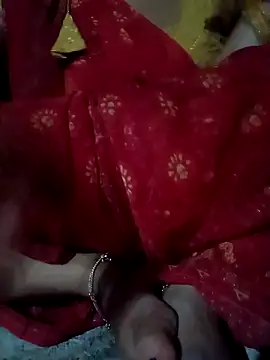 Snapshot of Roshni5050 chatting on May 30, 2:47 pm Roshni5050 online show from May 30, 2:47 pm