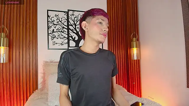 Taylor Snow online show from February 1, 8:51 pm