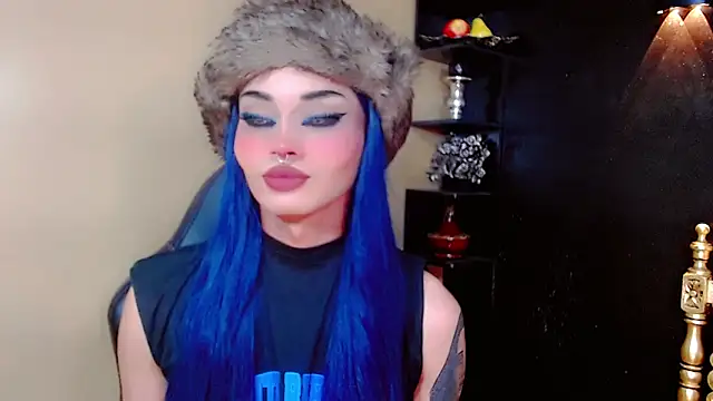 Snapshot of Lisa_sparkleee chatting on February 14, 7:43 pm Lisa sparkleee online show from February 14, 7:43 pm