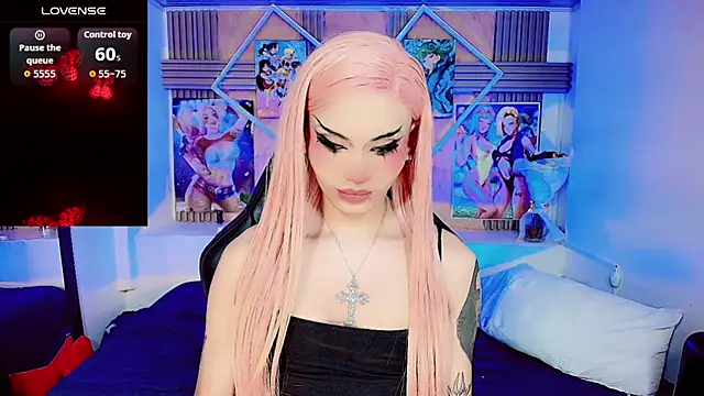 Snapshot of Lisa_sparkleee chatting on March 13, 3:13 am Lisa sparkleee online show from March 13, 3:13 am