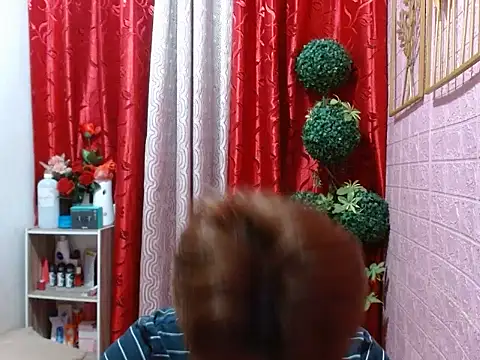 DRIN MIRABAL online show from February 6, 9:07 pm