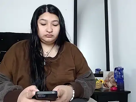 LauraHorny69 online show from March 21, 12:54 pm