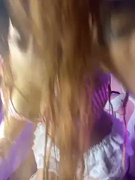 Snapshot of Selejamess chatting on February 14, 5:37 am Selejamess online show from February 14, 5:37 am