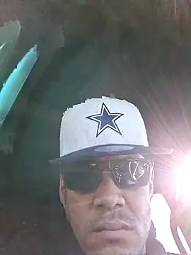 Snapshot of allenyalana chatting on January 18, 9:18 pm allenyalana online show from January 18, 9:18 pm