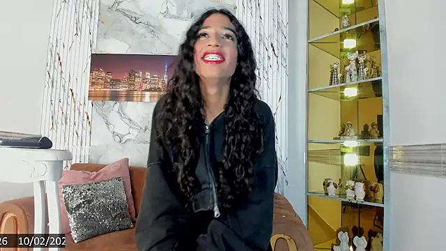 Swan Duchess online show from February 10, 1:37 pm