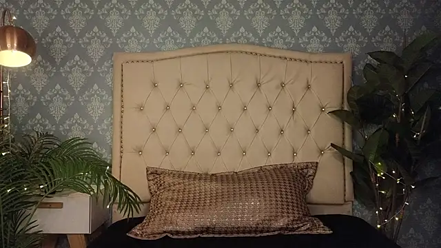 Blakee Blossom online show from February 5, 10:14 pm